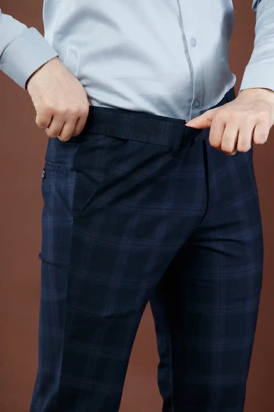 Men’s premium Electric Indigo Soho Checks Flexiwaist Pants - Front view