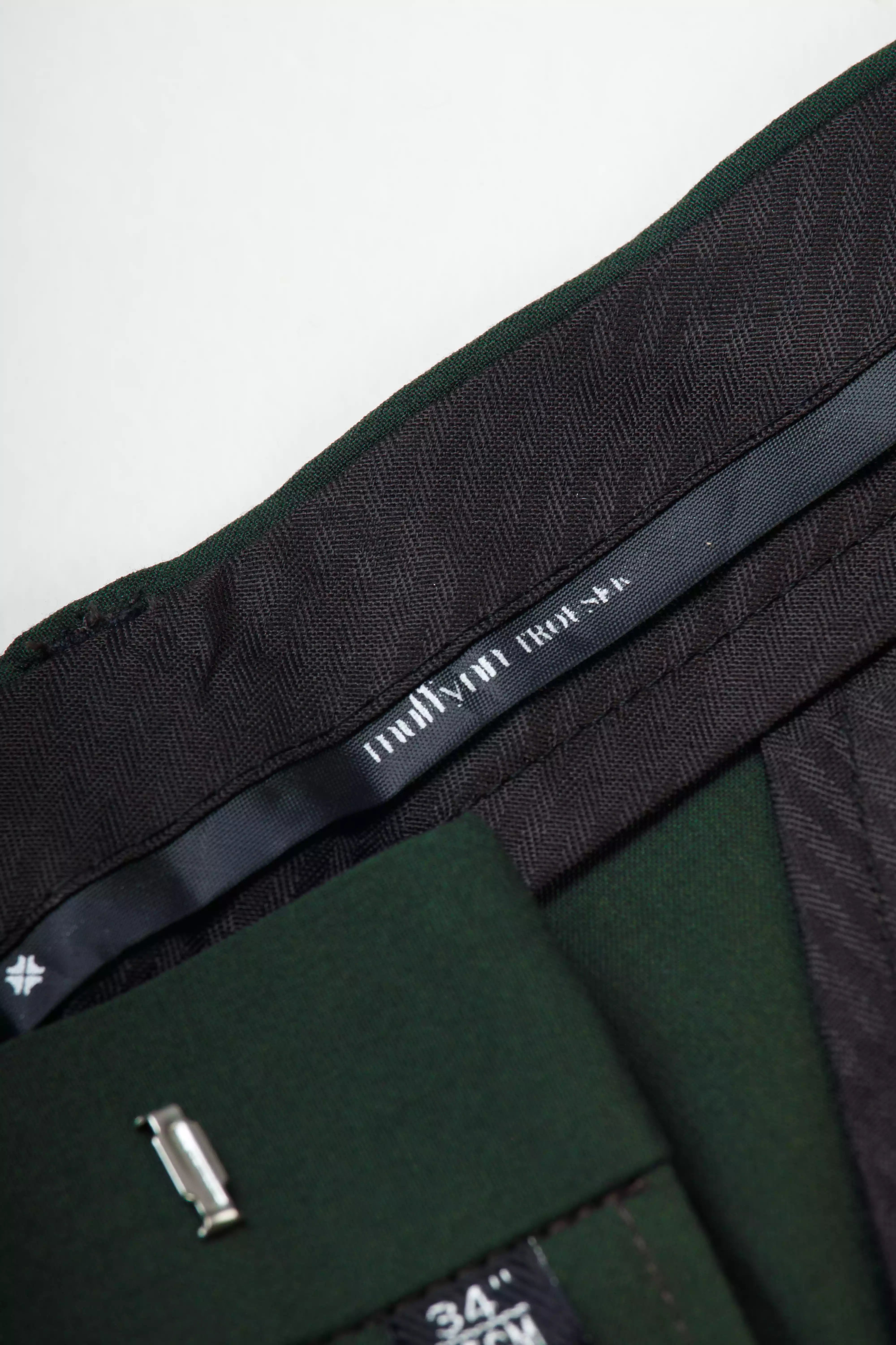 #color_Deep Olive