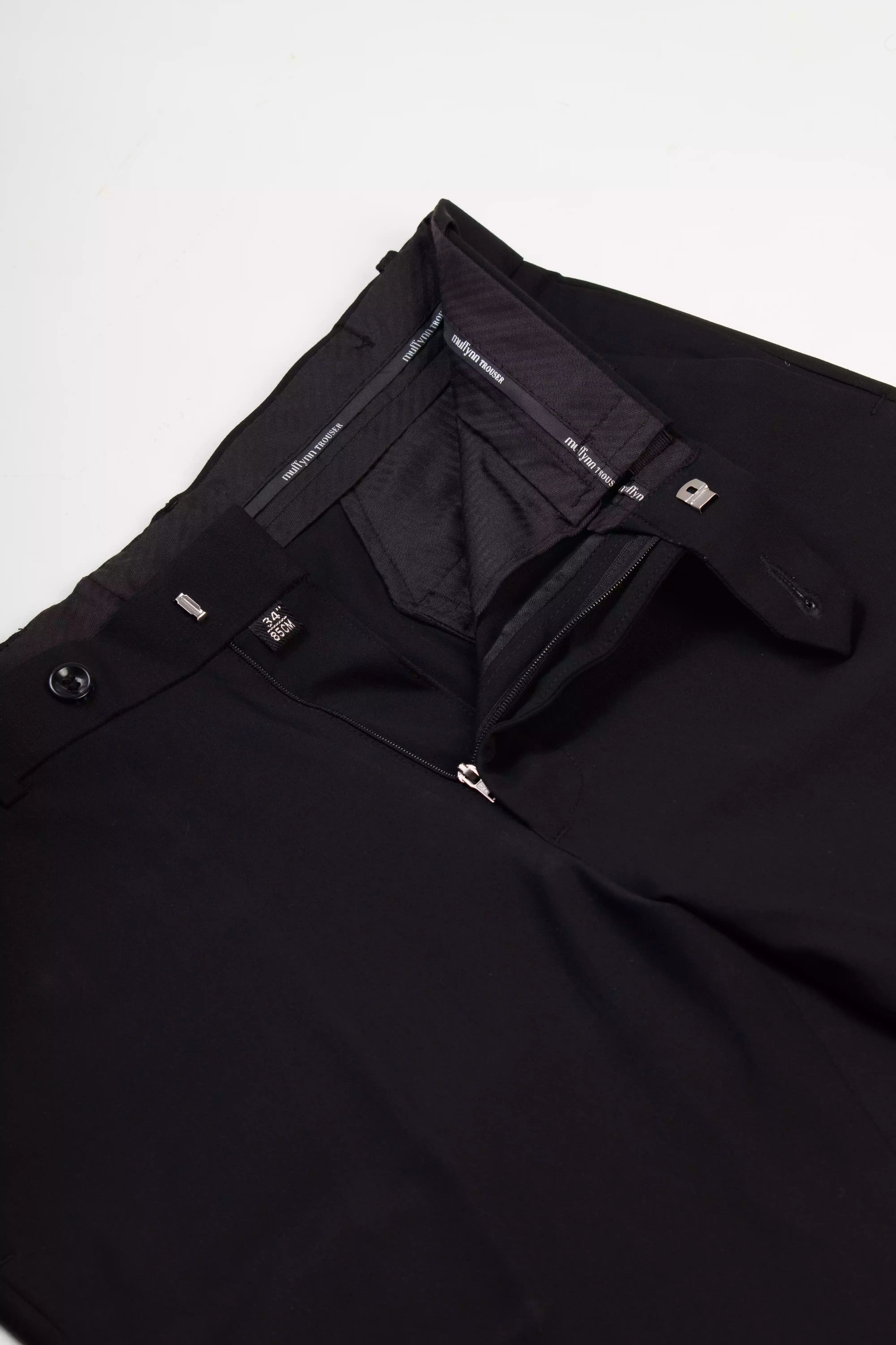 #color_Jet Black