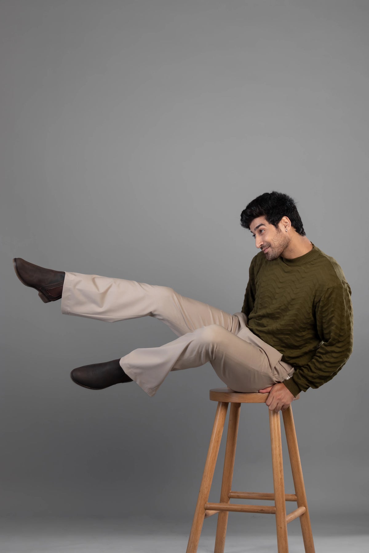 Khaki Bootcut Flexiwaist Pant