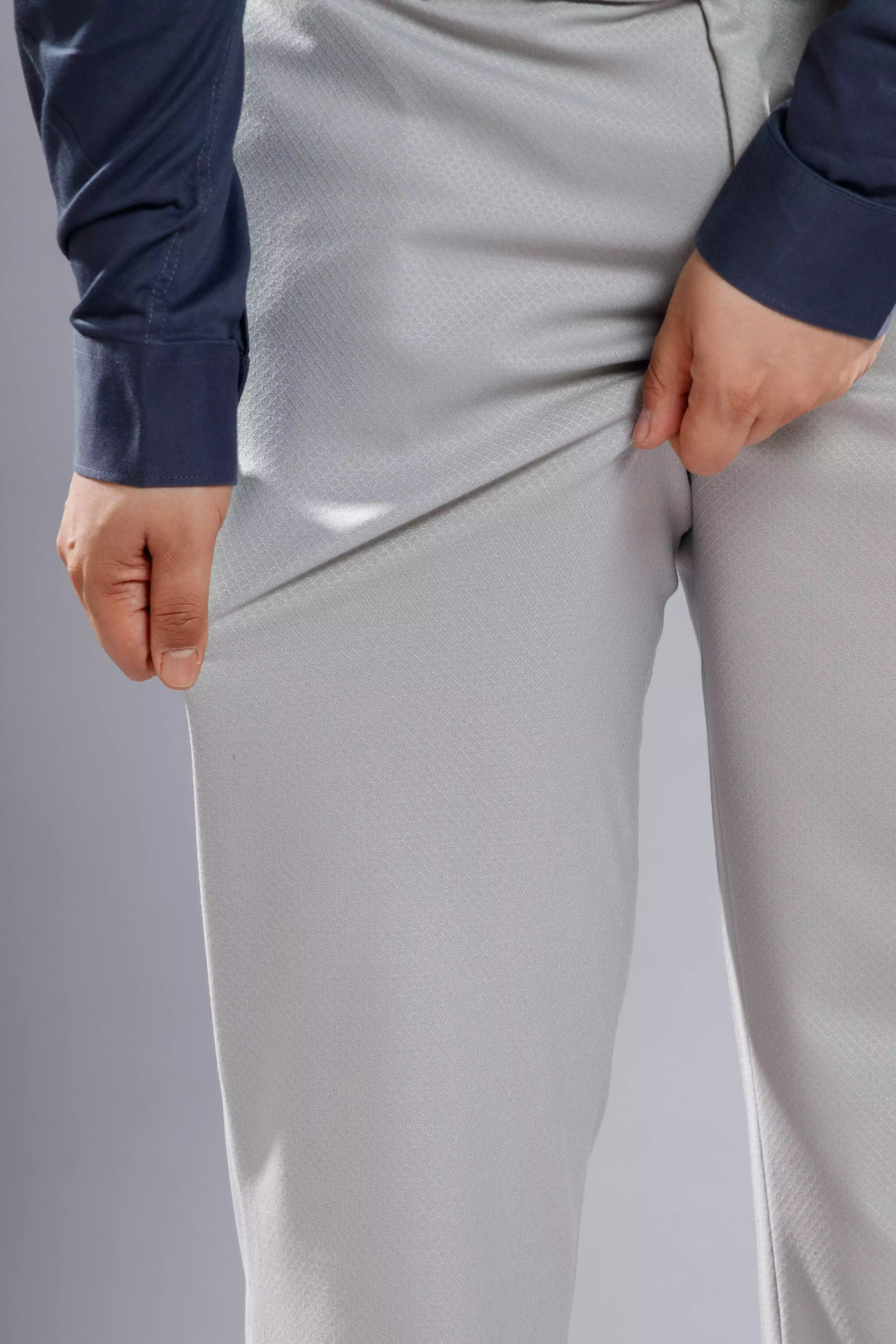 Men’s premium Smoke Grey Flexiplus Diamond Checks Pants - Close view