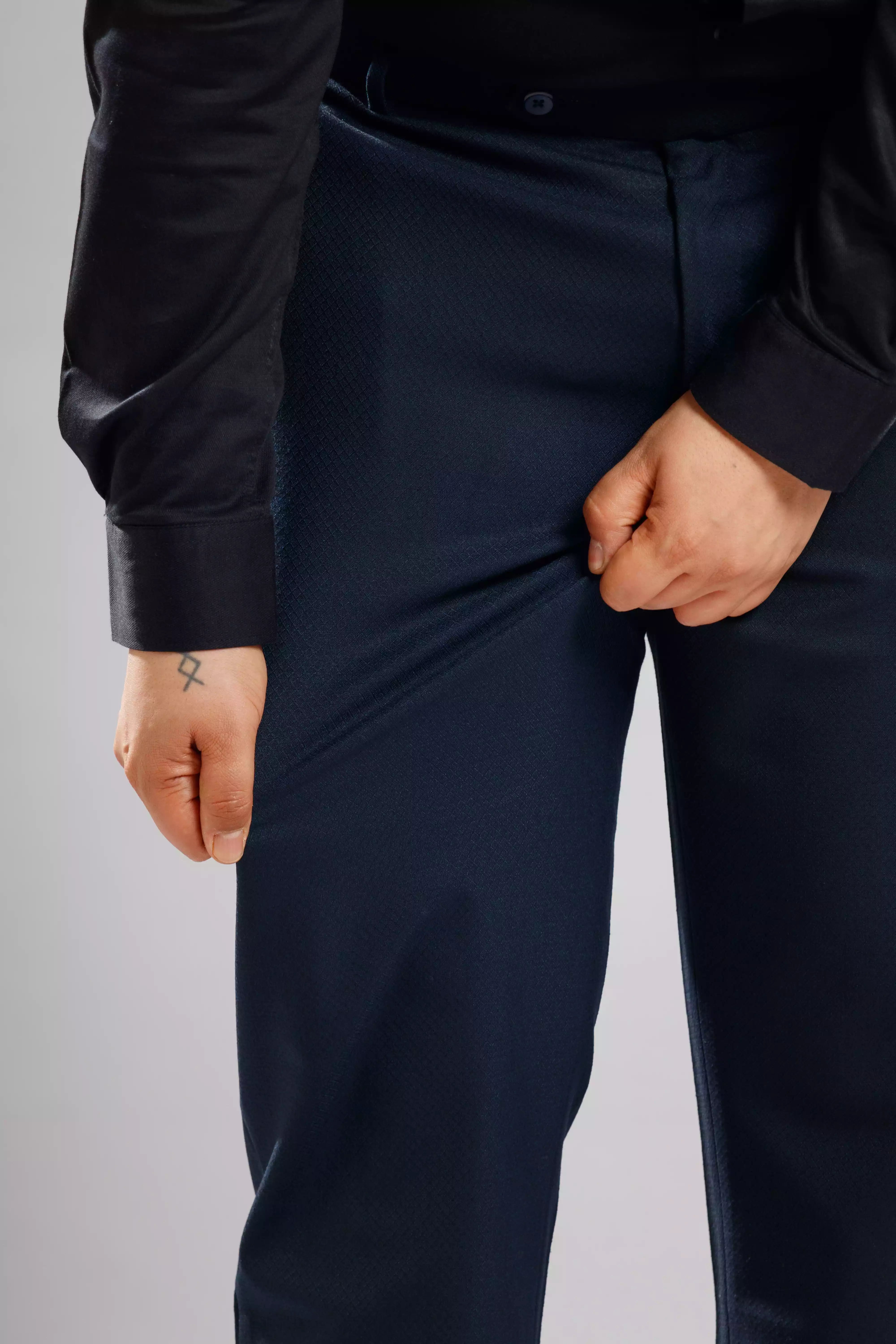 Men’s premium Space Blue Flexiplus Diamond Checks Pants - Close view