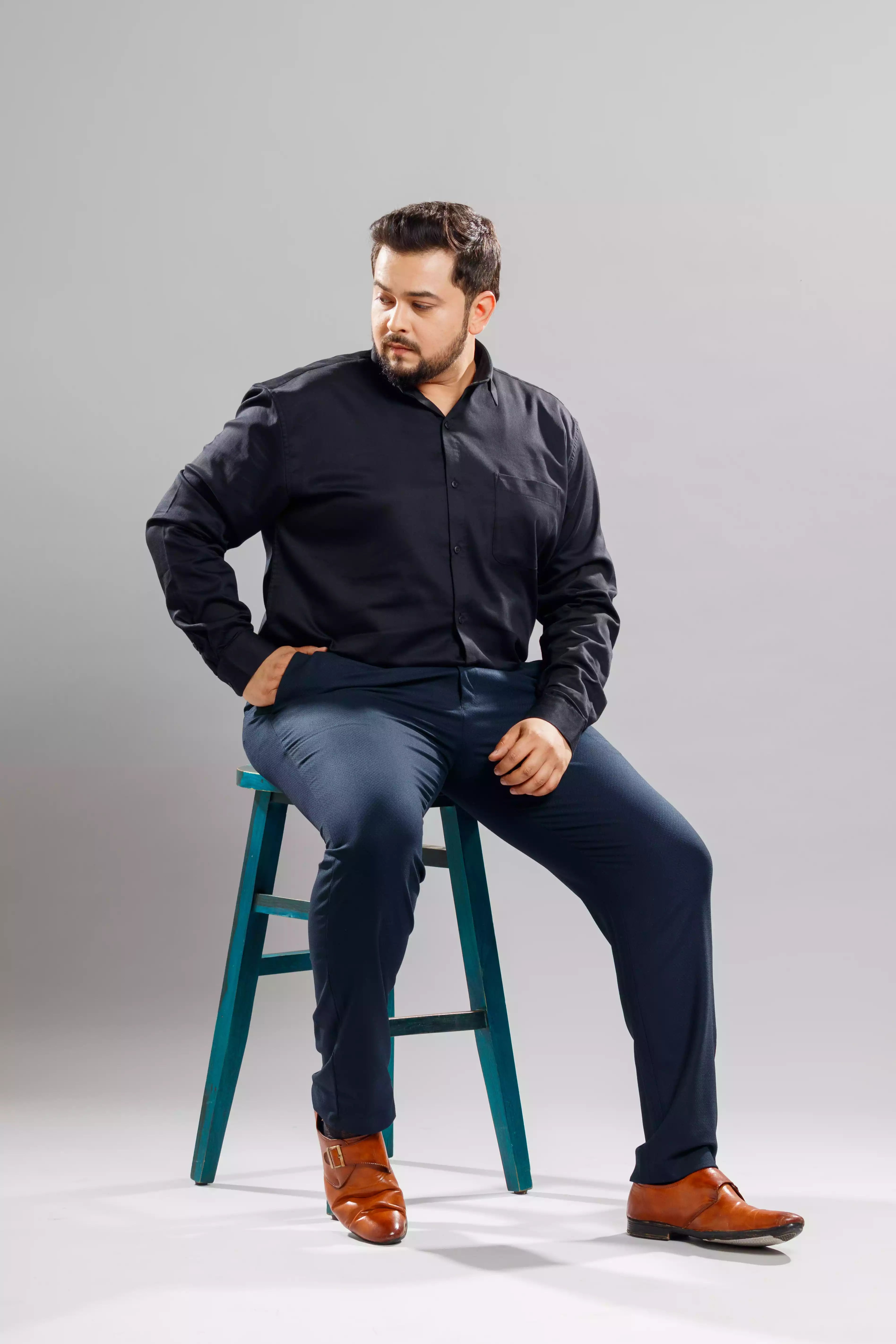 Men’s premium Space Blue Flexiplus Diamond Checks Pants - Lifestyle view
