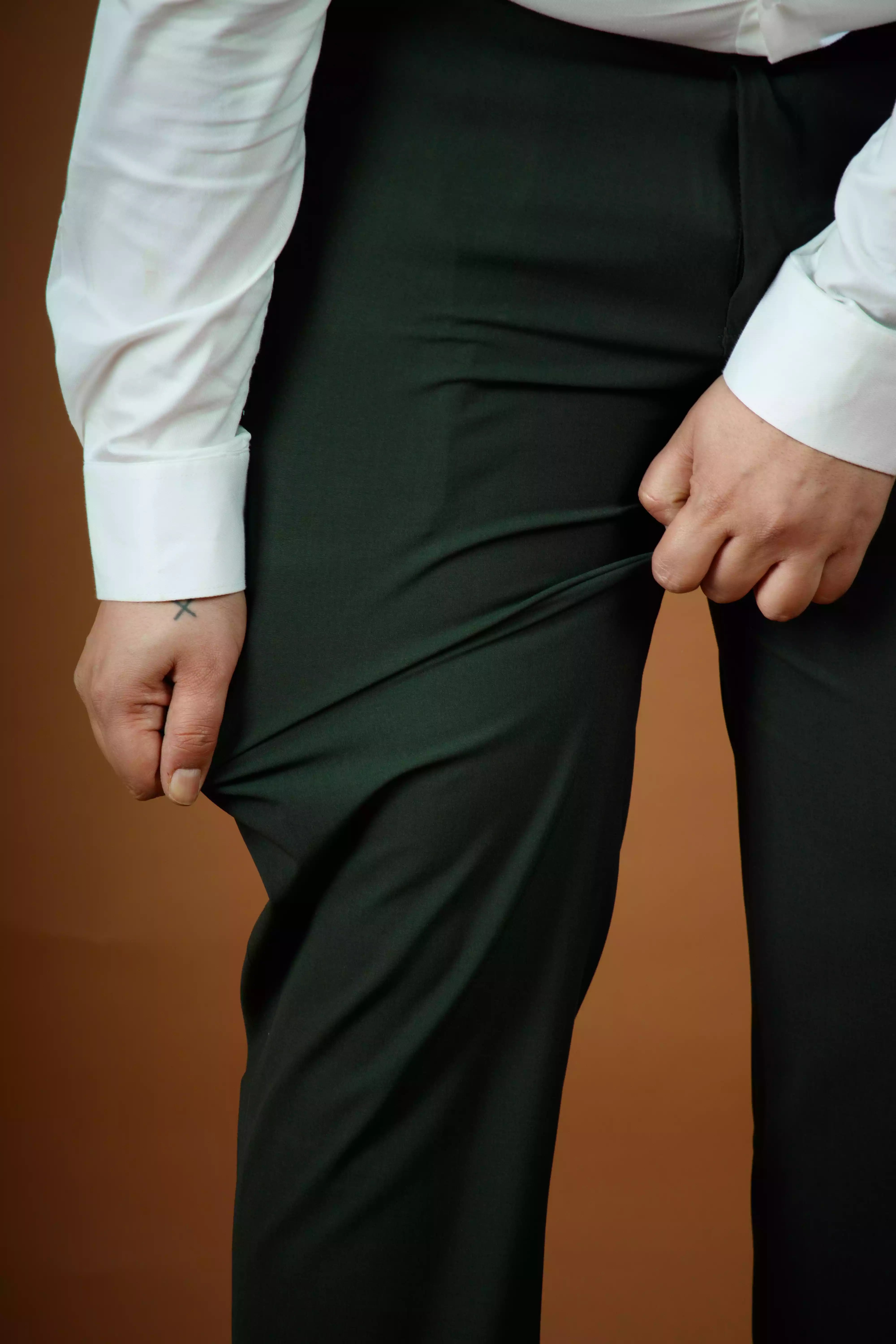 Men’s premium Deep Olive FlexiPlus Straight Fit Pant - Close view