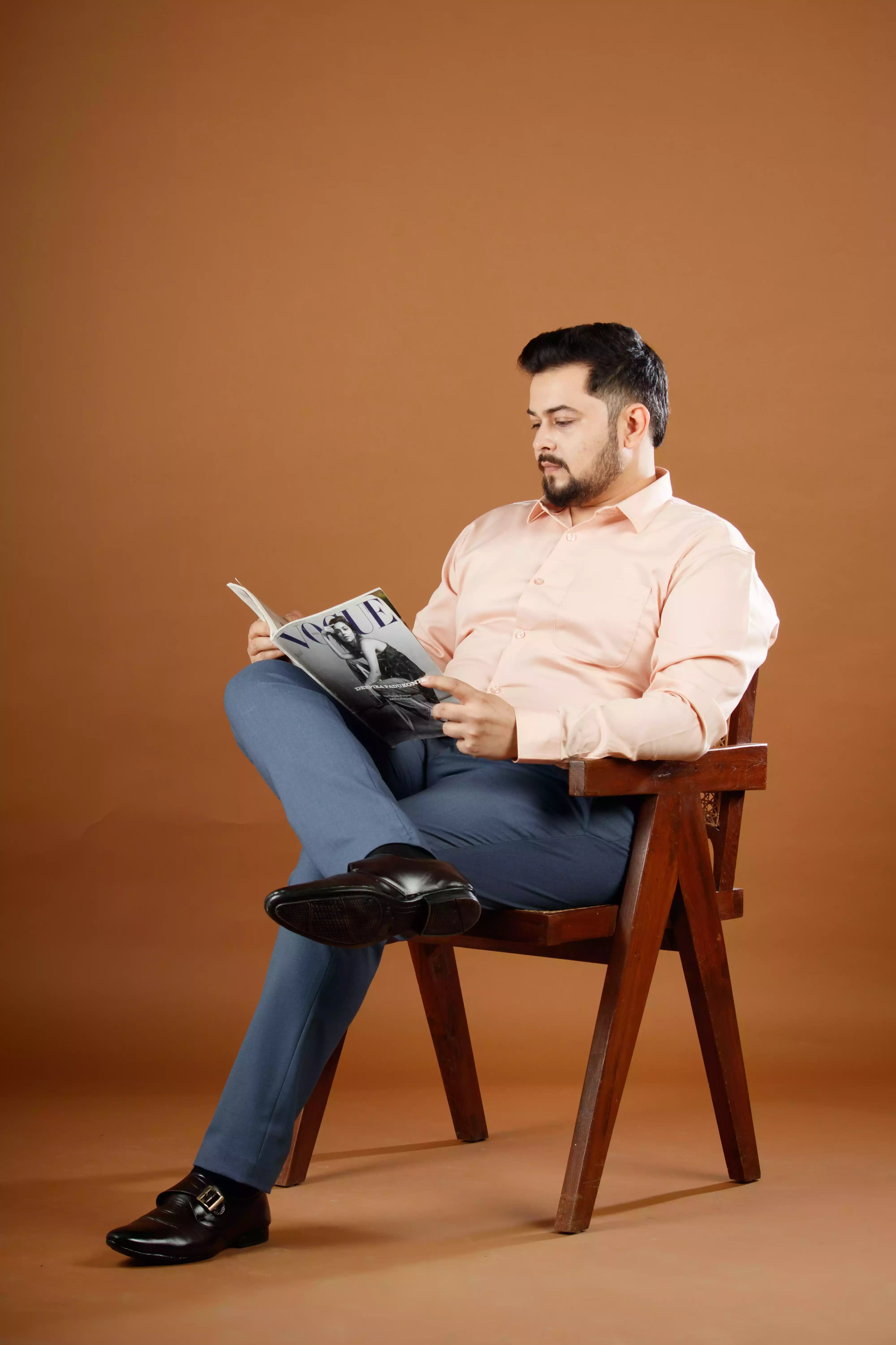 Men’s premium Denim Blue FlexiPlus Straight Fit Pant - Lifestyle view