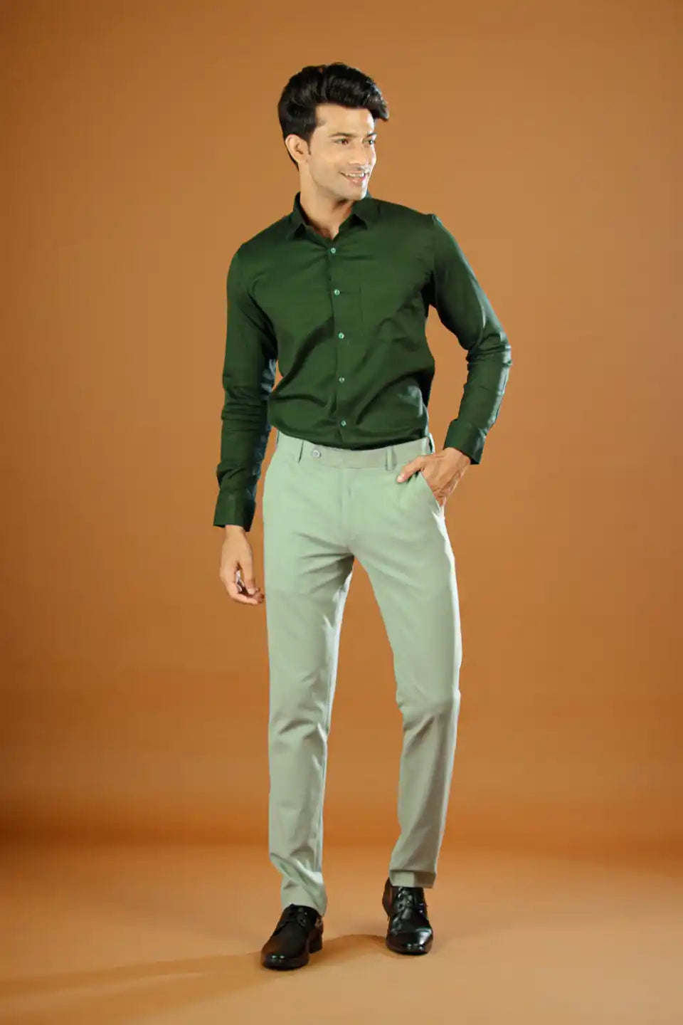 Men’s premium Ice Green FlexiPlus Straight Fit Pant - Front view