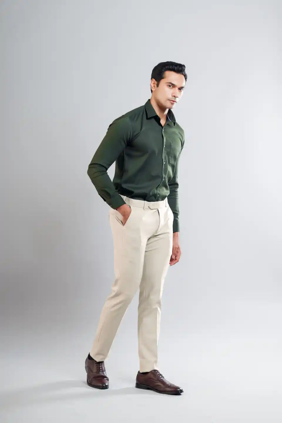 Men’s premium White Dove FlexiPlus Straight Fit Pant - Front view