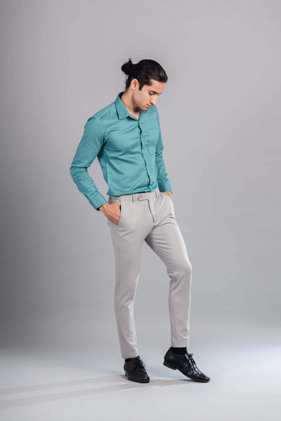 Men’s premium Unicorn Warp Checks Flexiwaist Pants - Lifestyle view