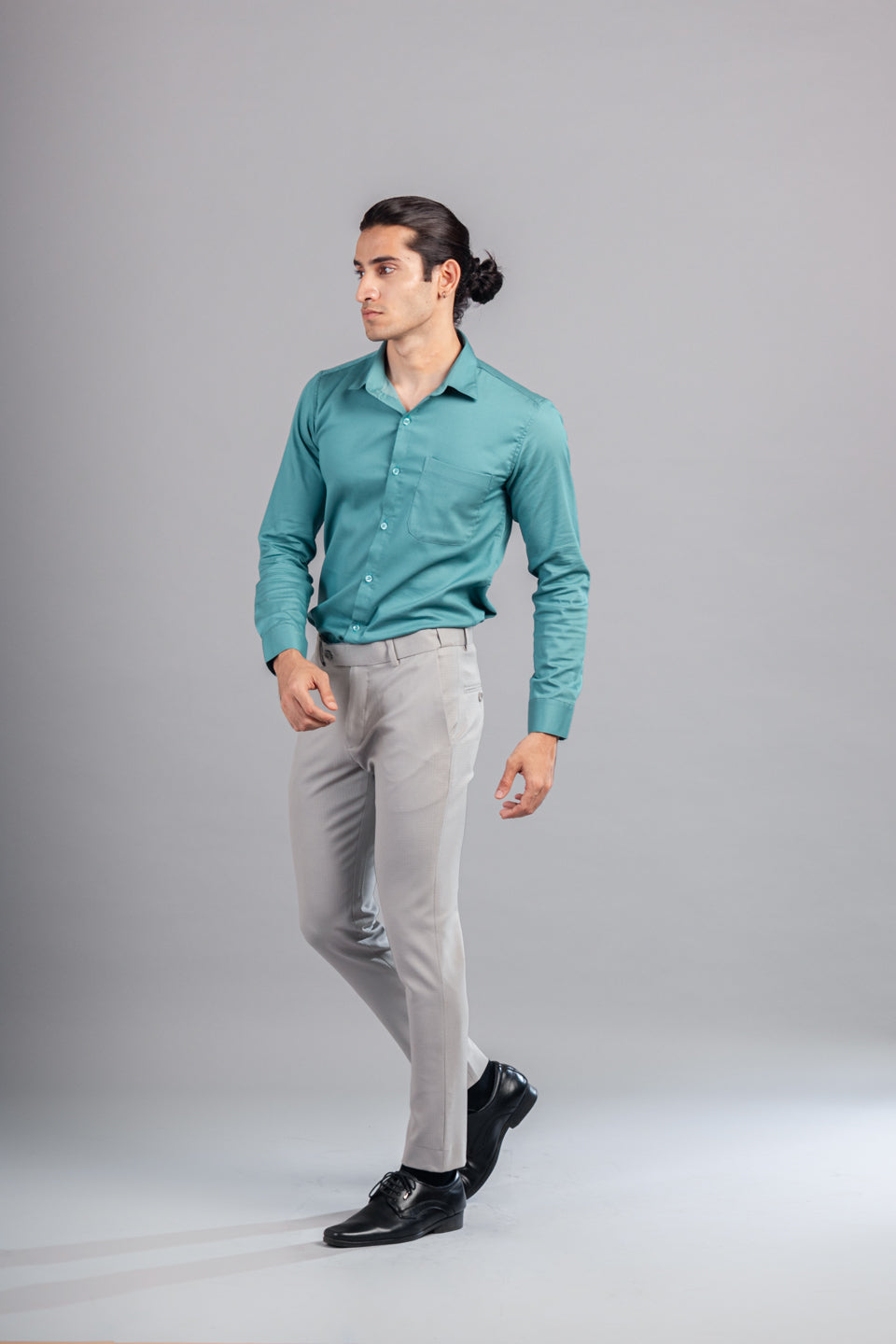 Men’s premium Unicorn Warp Checks Flexiwaist Pants - Lifestyle view