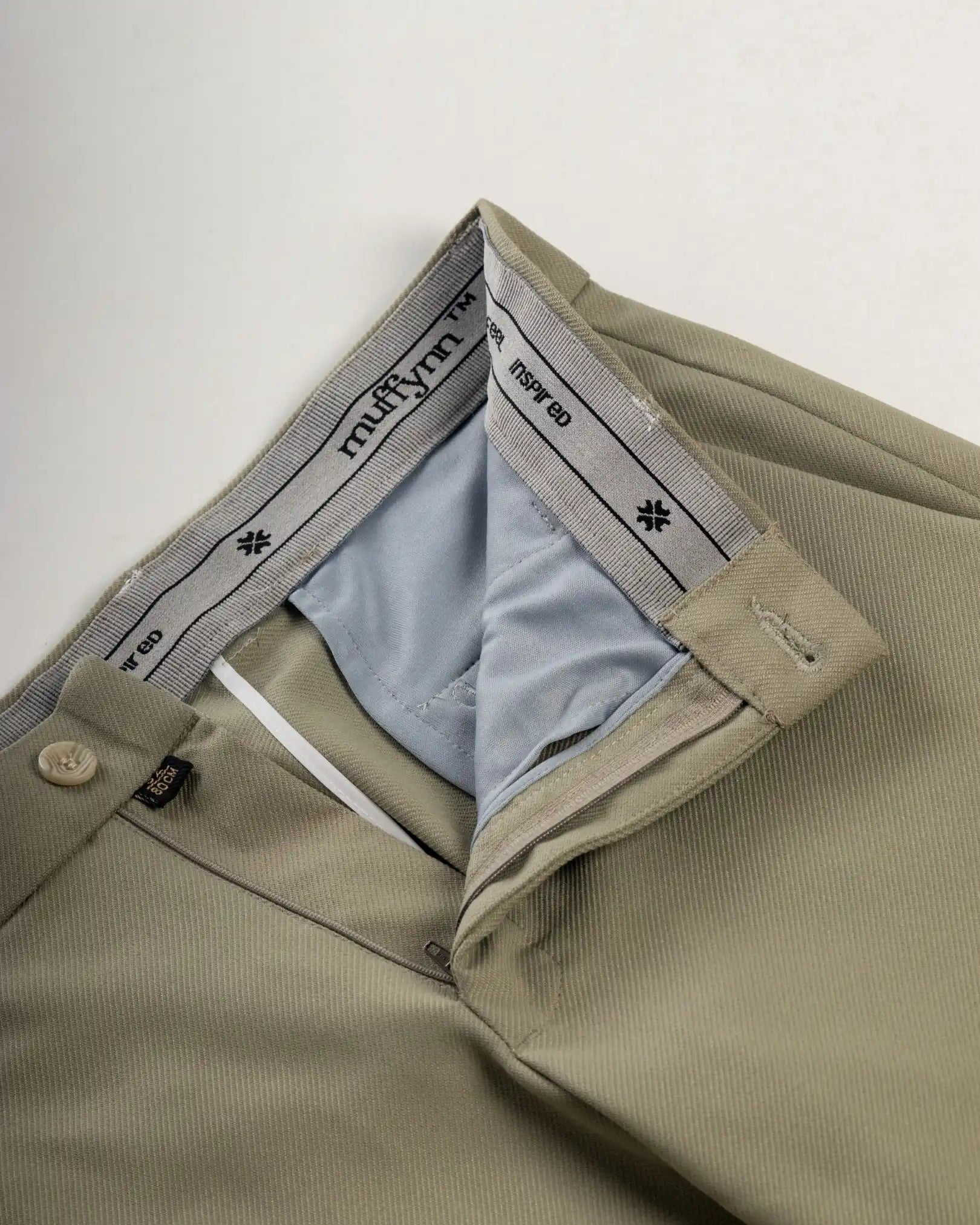 Men’s premium Laurel Truefit all day pants - fabric view