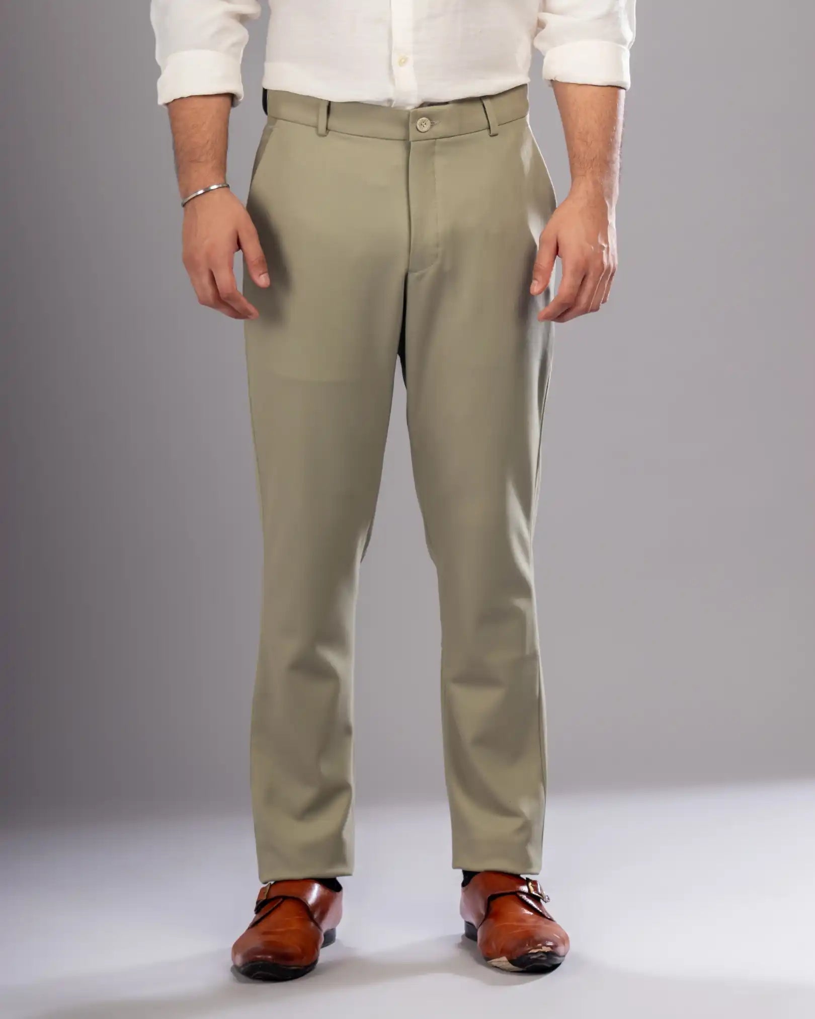 Men’s premium Laurel Truefit all day pants - front view