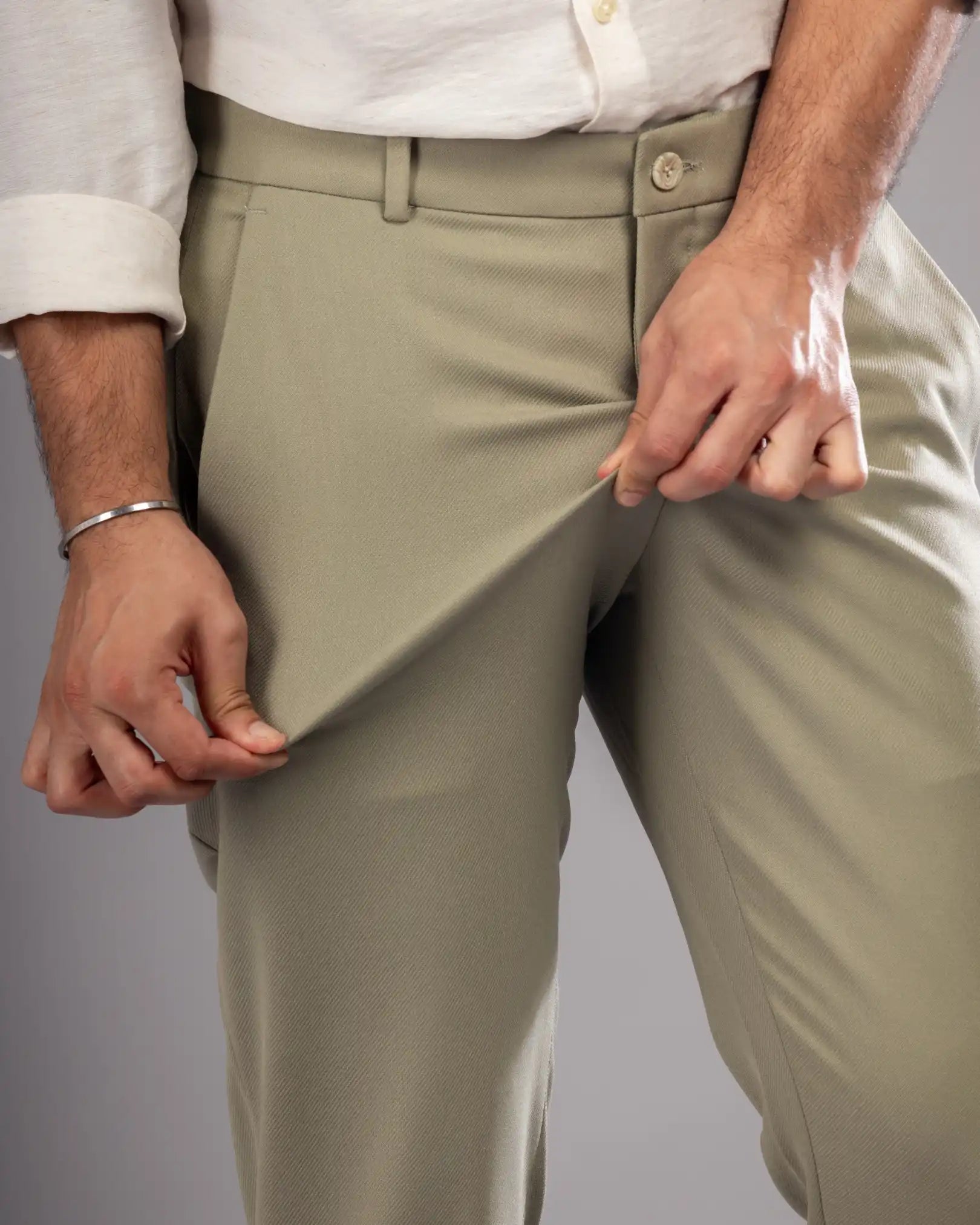 Men’s premium Laurel Truefit all day pants - fabric view