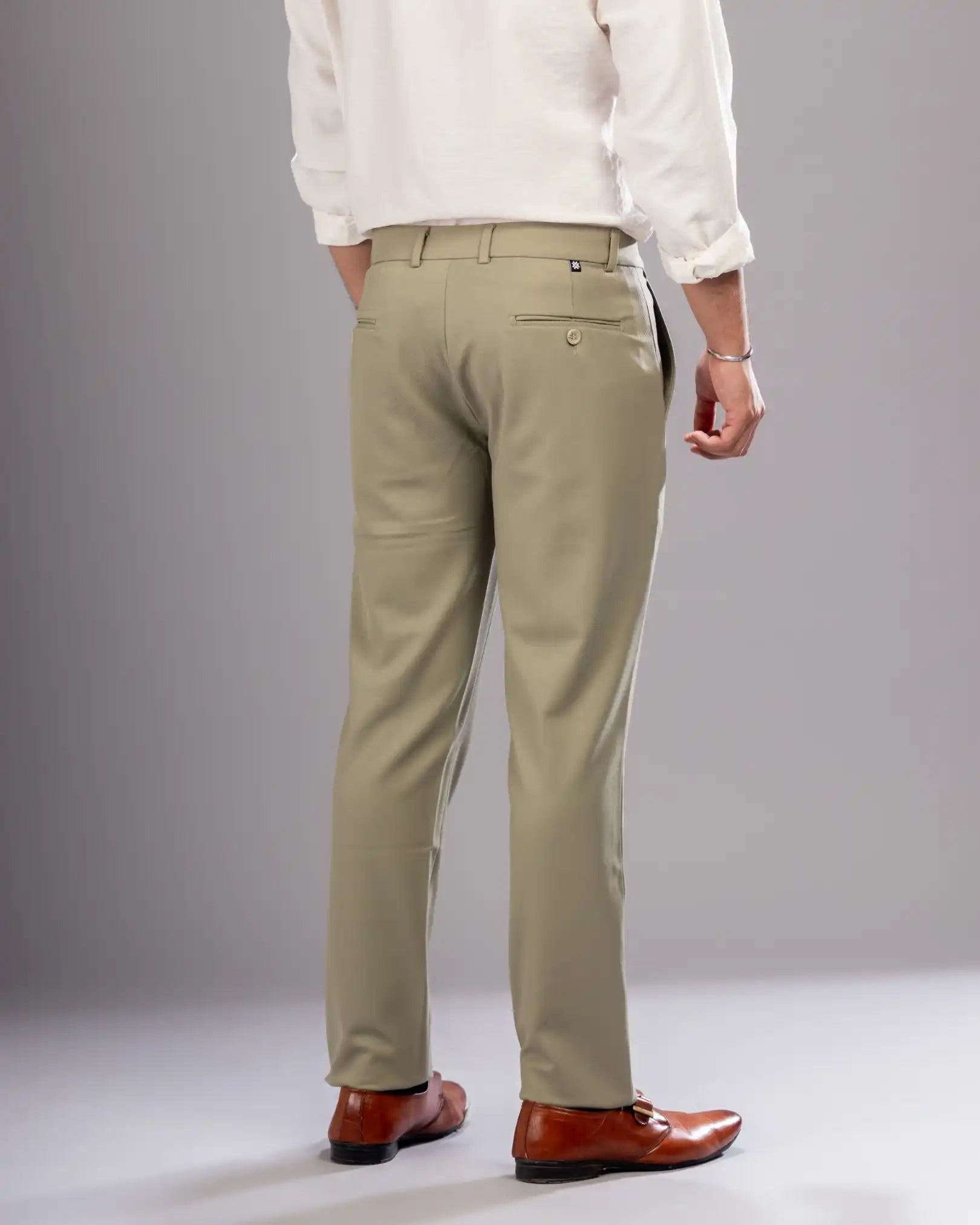 Men’s premium Laurel Truefit all day pants - back view