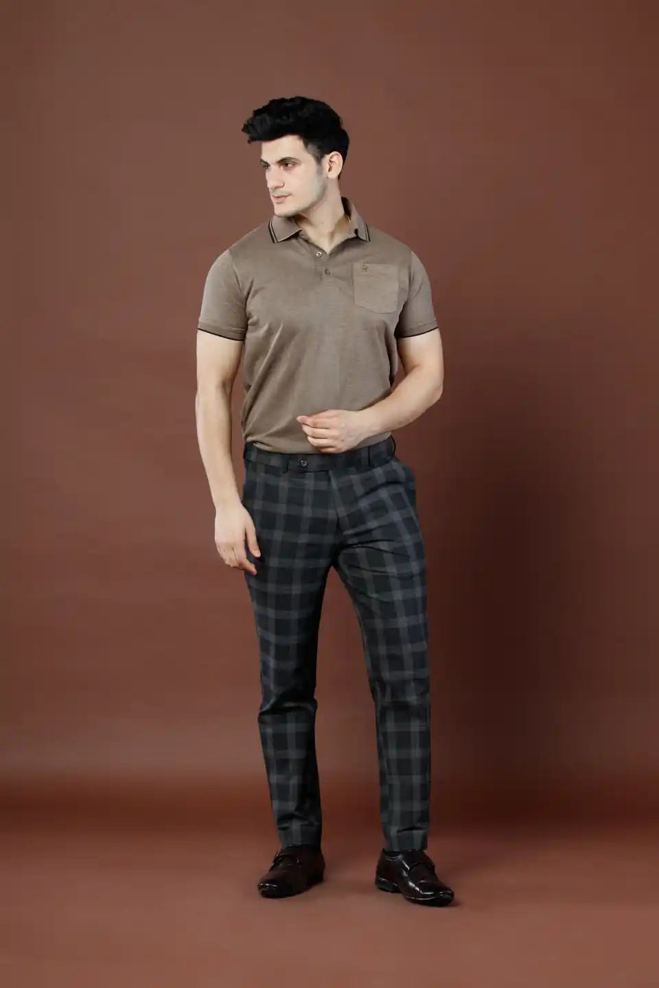 Men’s premium Storm Grey Soho Checks Flexiwaist Pants - Lifestyle view