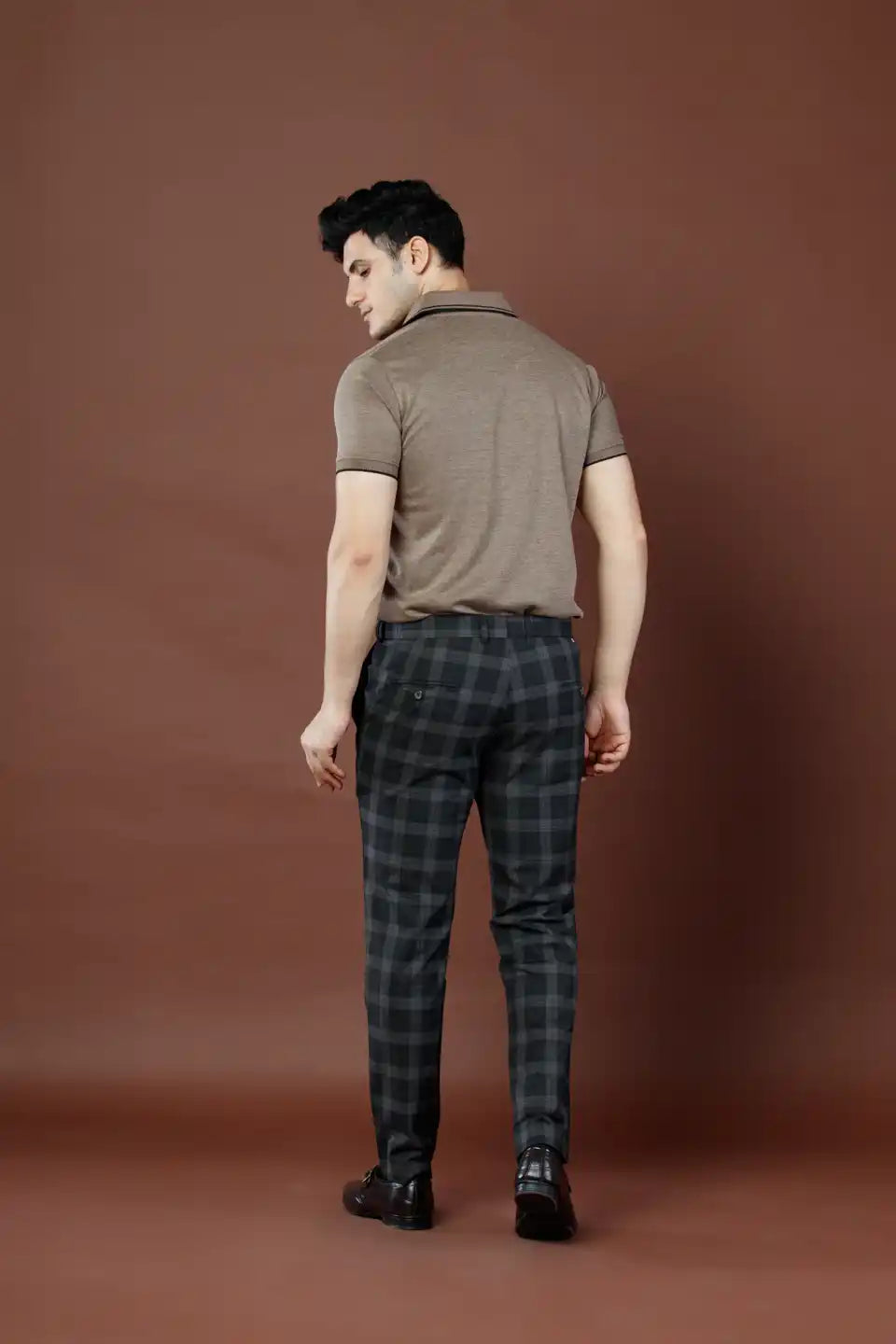 Men’s premium Storm Grey Soho Checks Flexiwaist Pants - Back view