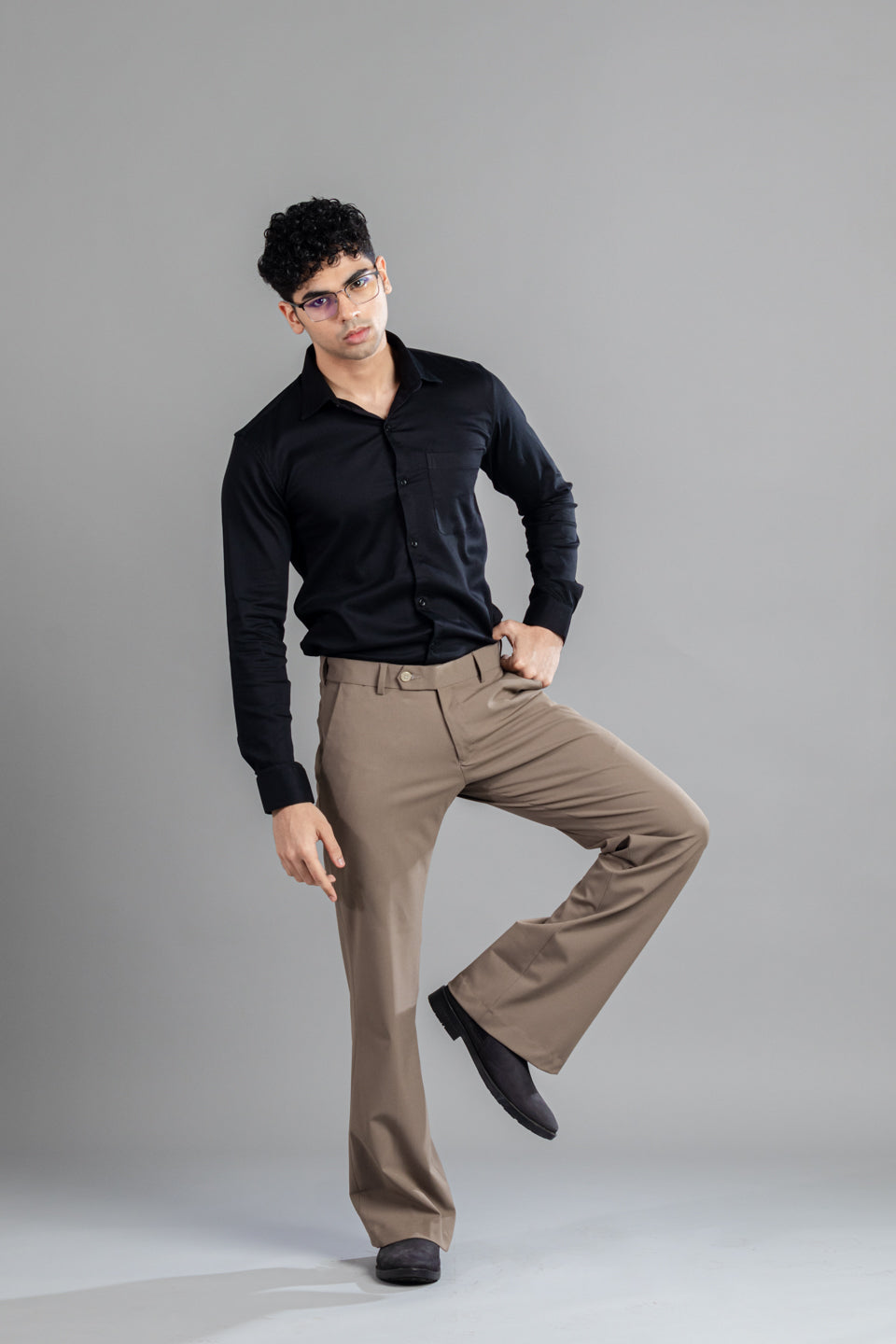 Mocha Bootcut Flexiwaist Pant – Lifestyle view