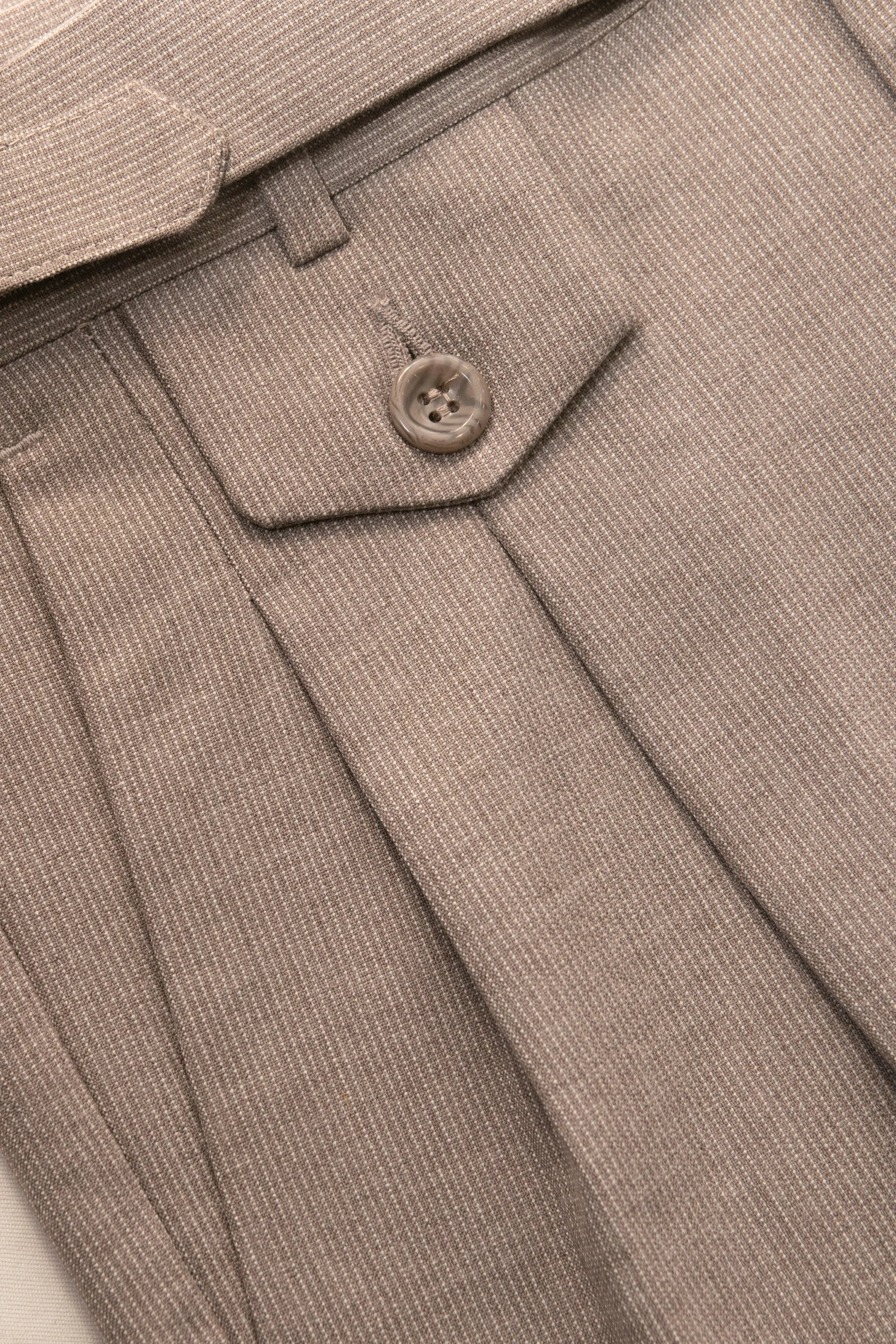 #color_Khaki
