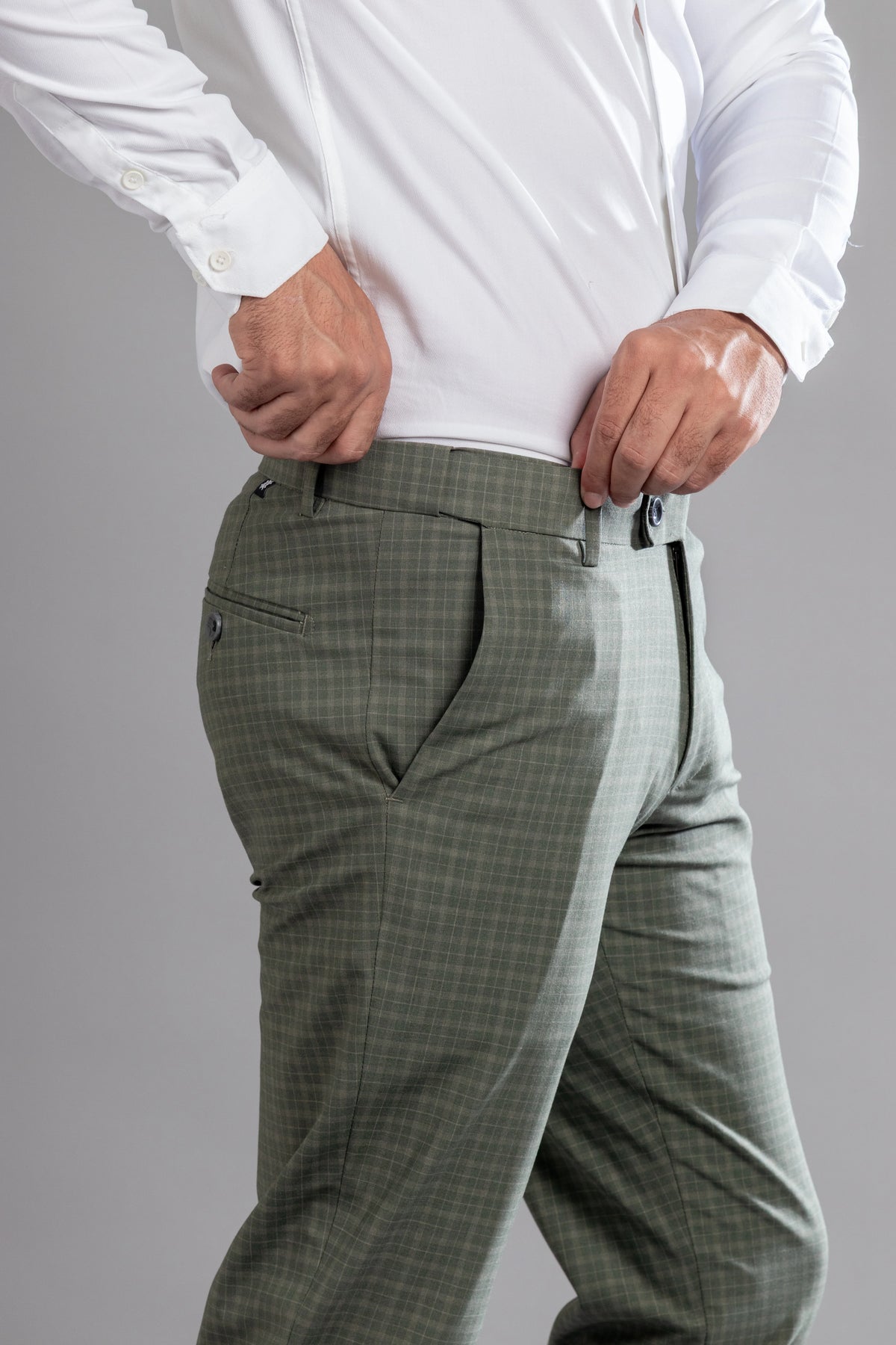 Vintage Green Box-in Checks Flexiwaist Pants - Ankle Fit