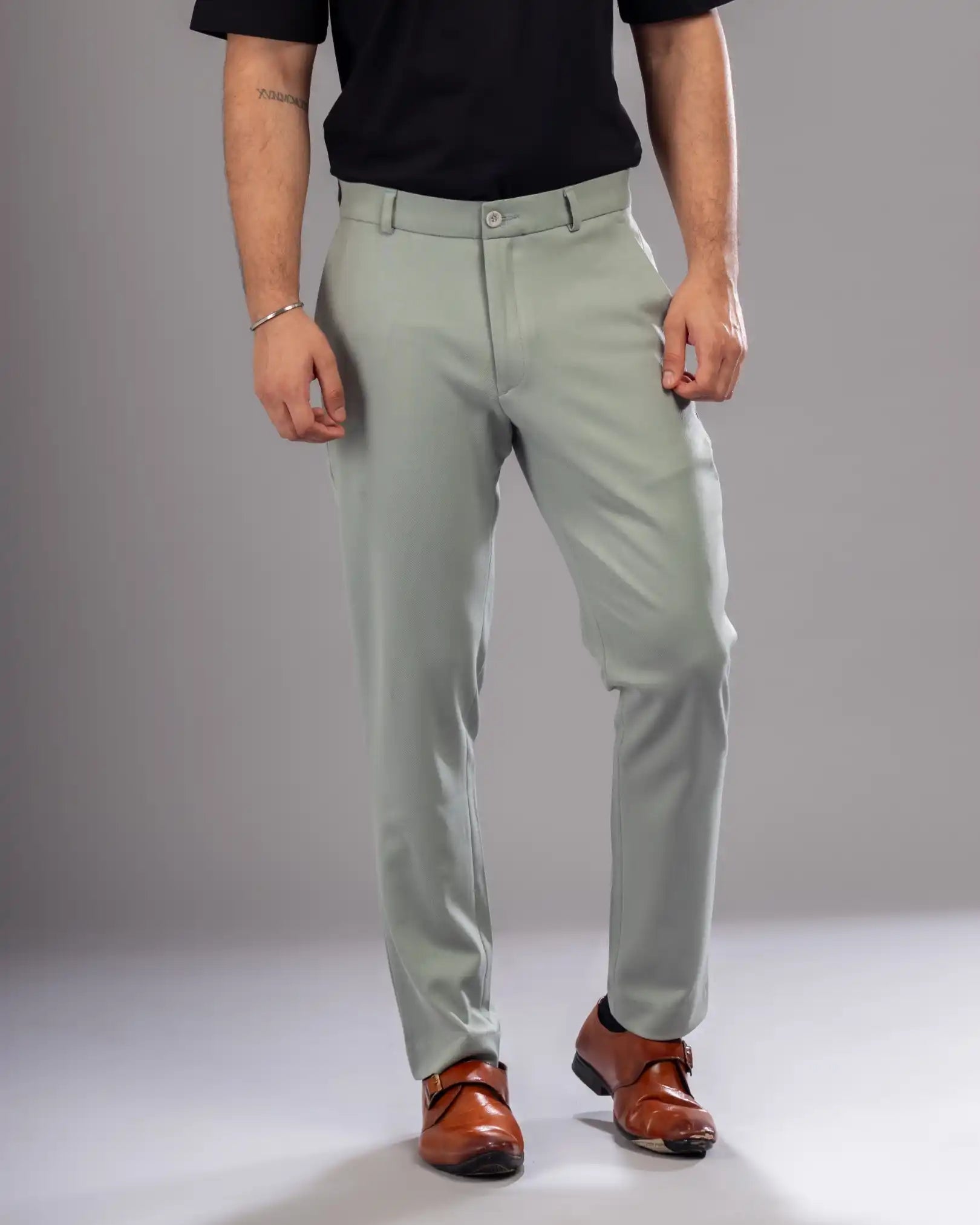 Men’s premium Teel Truefit all day pants - front view