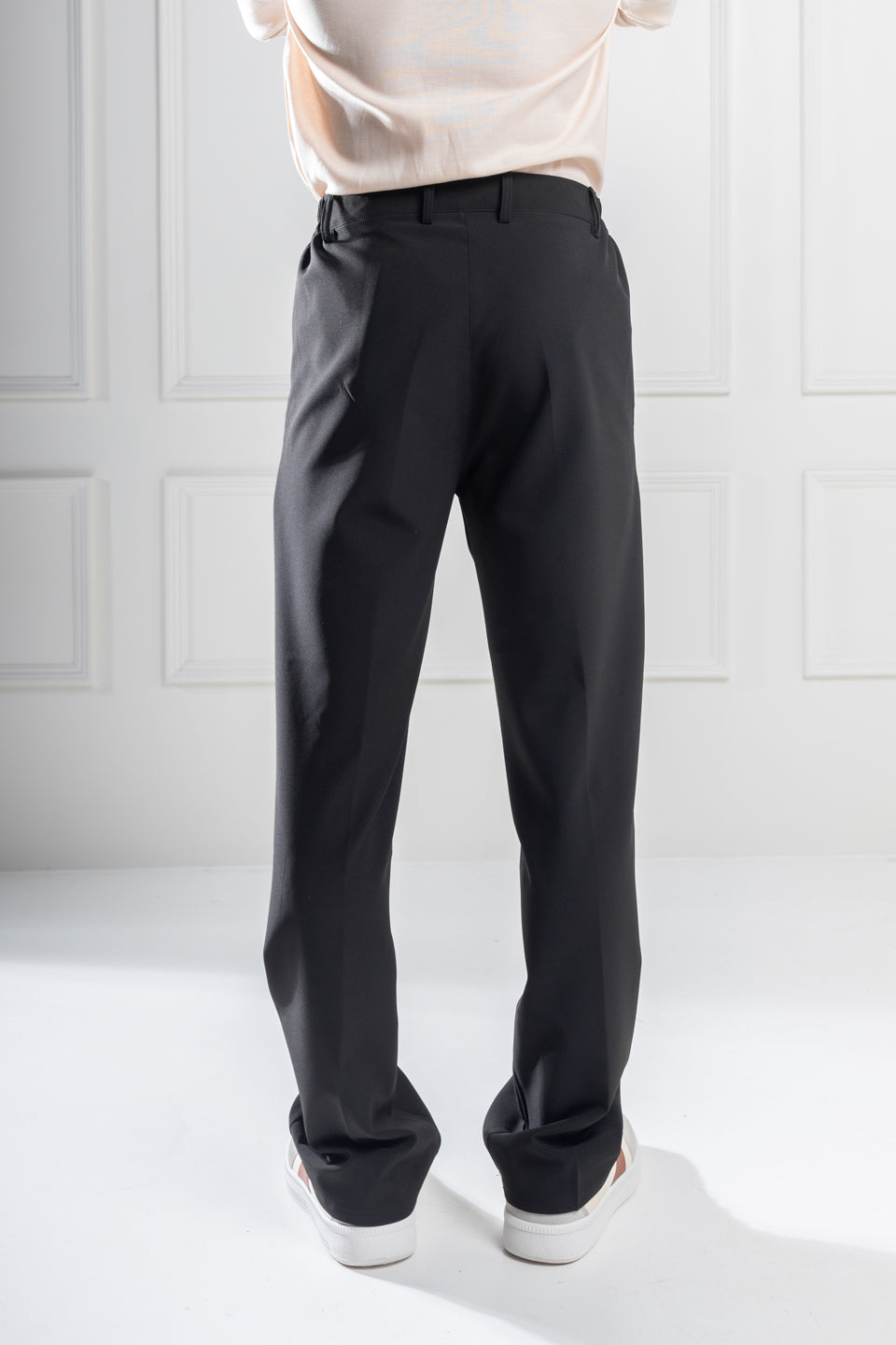 Men’s premium Black Korean Pleated Pant  - Back view