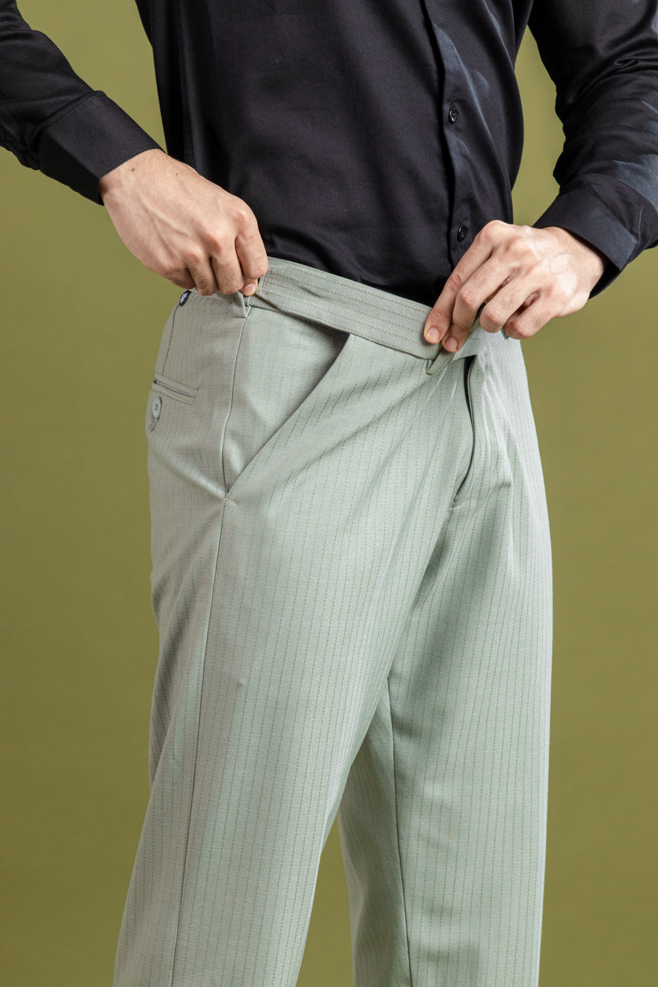Ash Olive Soft Lining Flexiwaist Pant – Close view