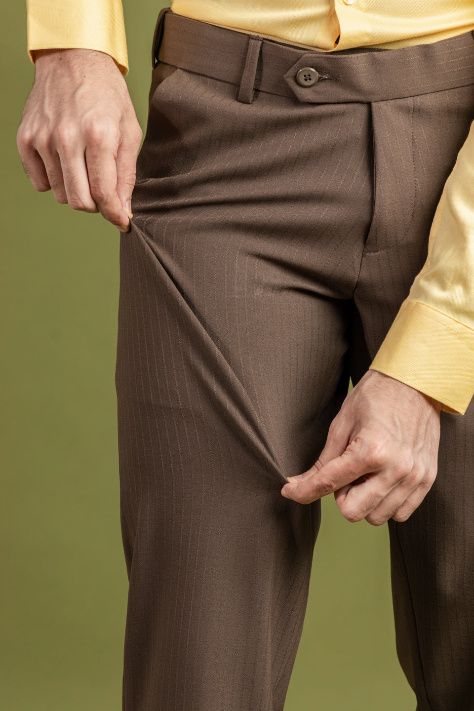 Walnut Brown Soft Lining Flexiwaist Pant – Fabric view