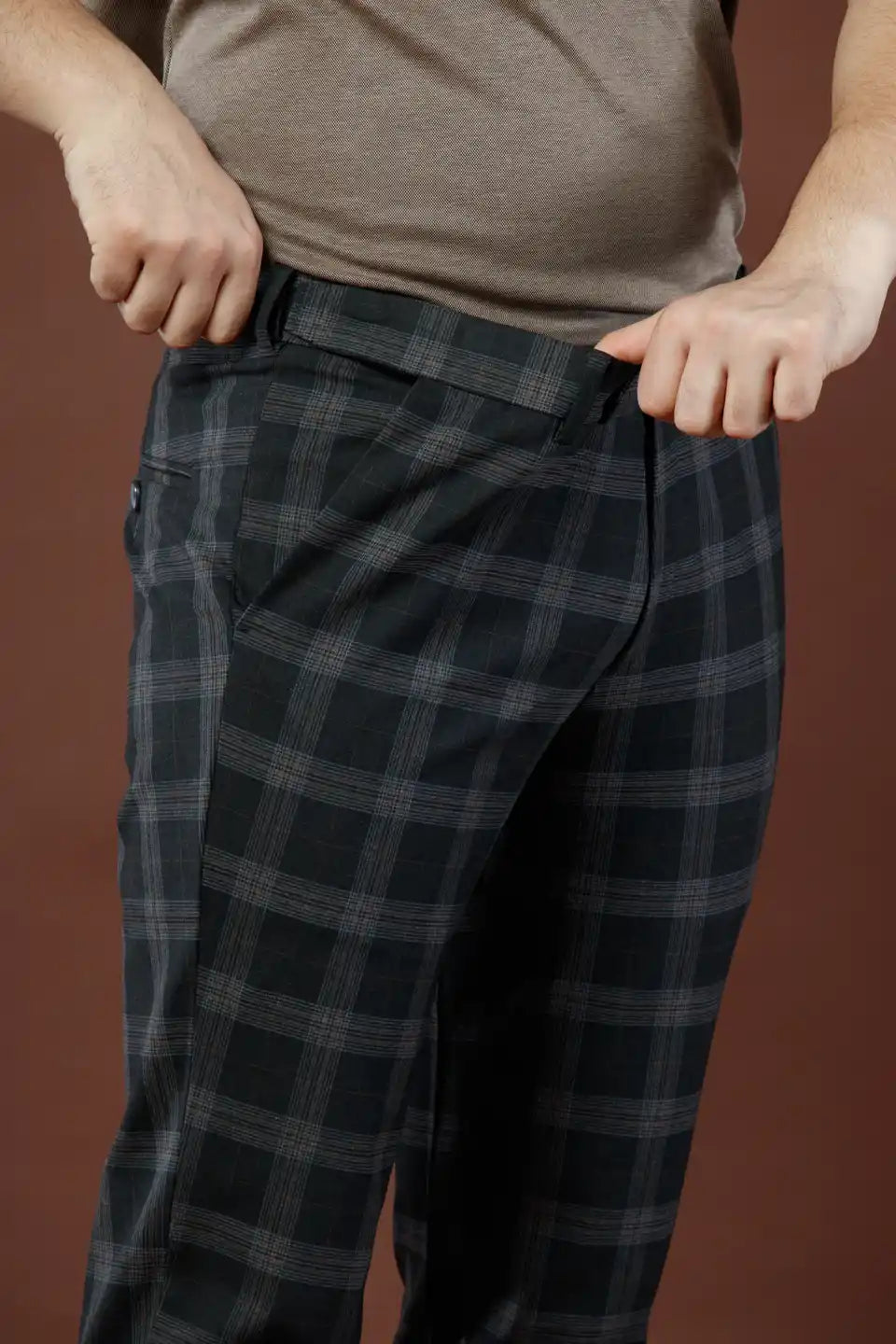 Men’s premium Storm Grey Soho Checks Flexiwaist Pants - Side view