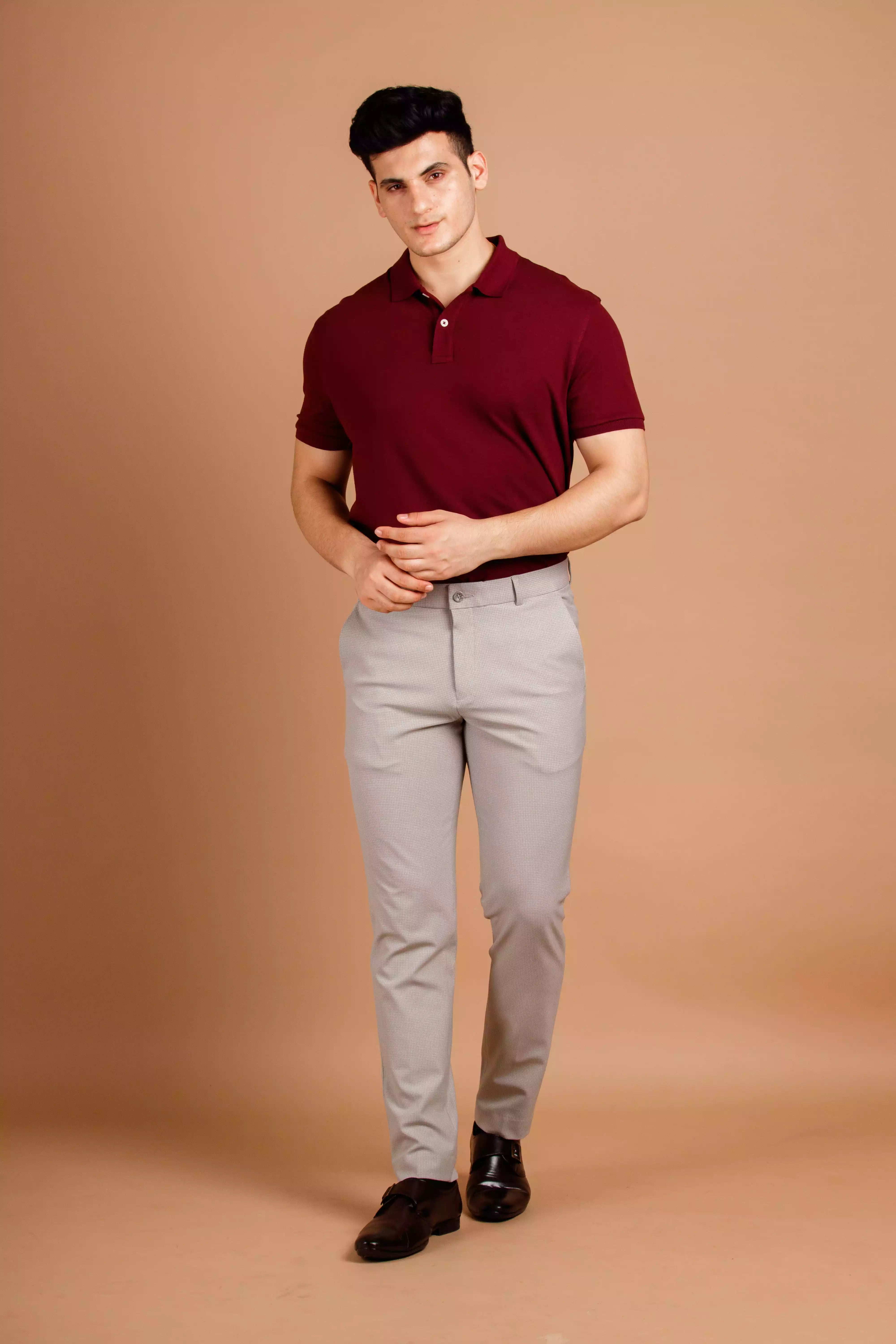 Ultra Stretch Checks Pants In Grey Color